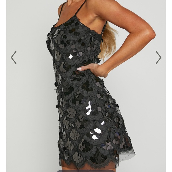 SHOWPO MARILYN MINI DRESS - CIRCLE SEQUIN DRESS - Picture 2 of 4